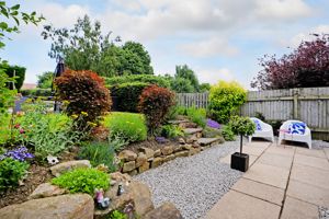 Furniss Avenue Dore